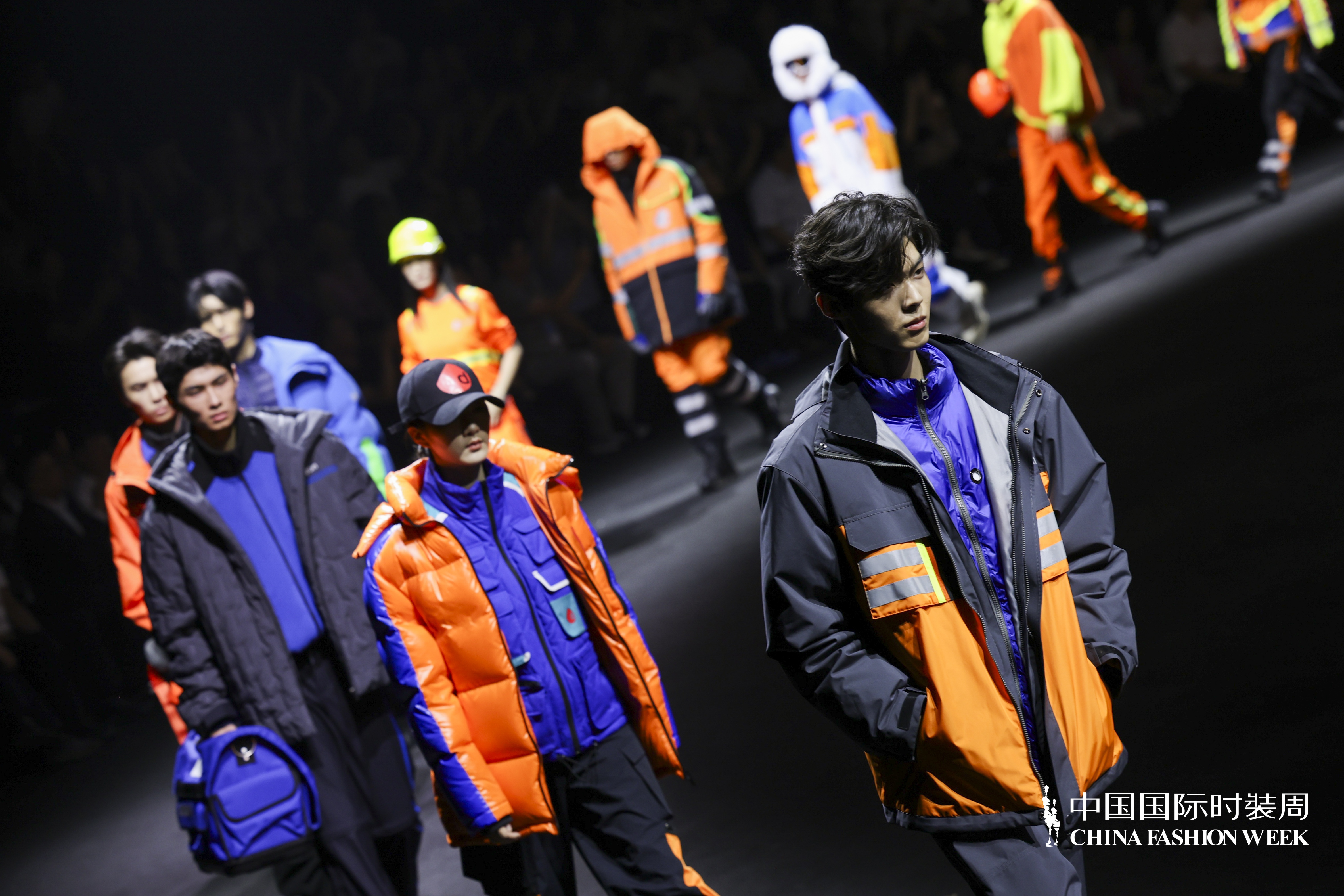 迪尚工裝始終堅(jiān)持“為勞動者而設(shè)計(jì)” 